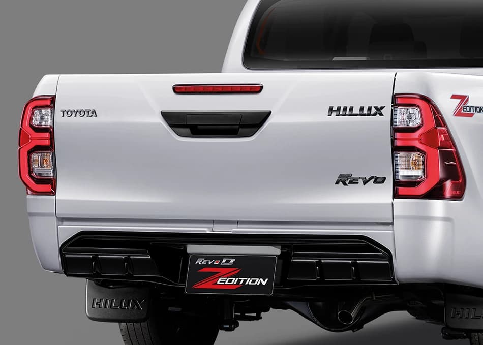 Hilux Revo Z 运动细节